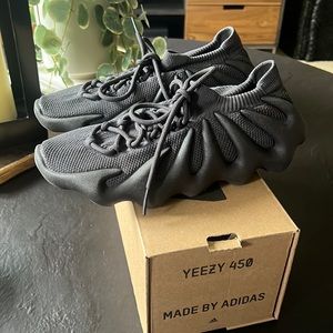 Yeezy 450 Utility Black